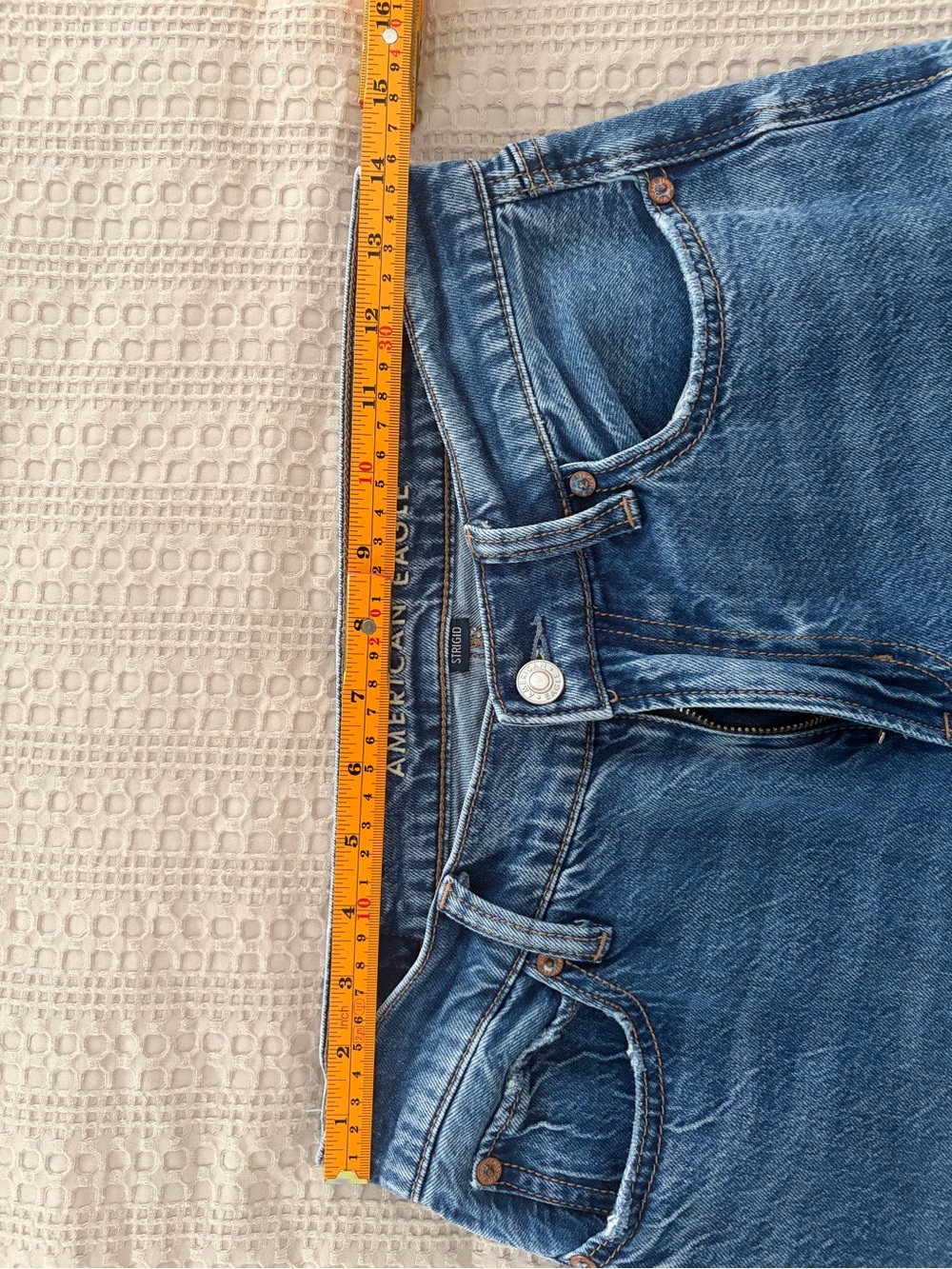 American Eagle Low-Rise Baggy Ultra Wide-Leg Jeans 0 - Picture 7 of 10